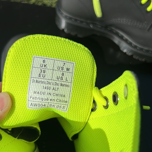 Dr. Martens Size 8 1490 Alt Matte Black Boots - Picture 8 of 10